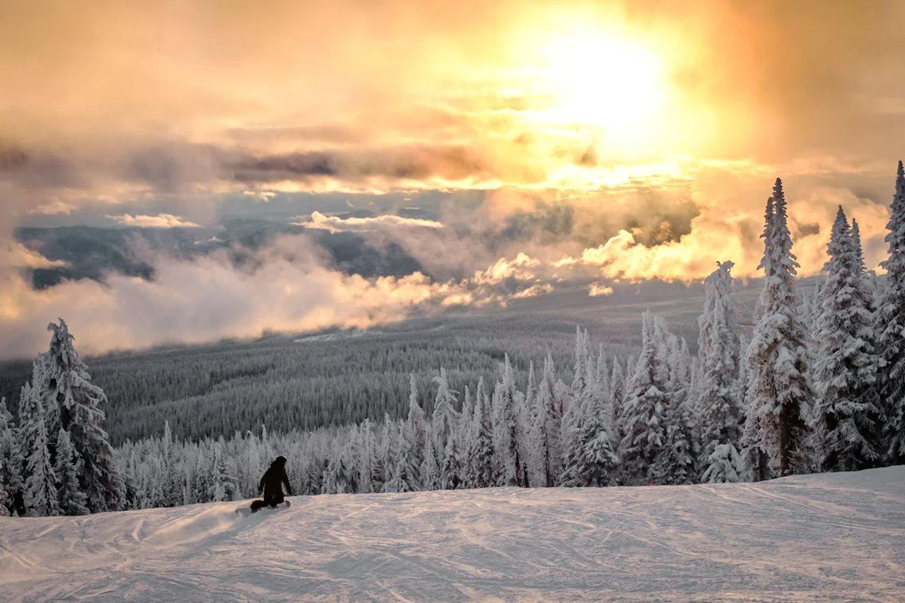 Sundance Resort Big White Ski Resort Bagian luar foto